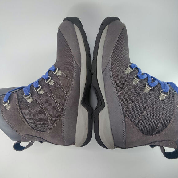 Gray North Face Waterproof boots sz 7 - Picture 5 of 8